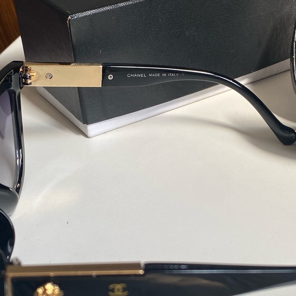 ‼️SOLD‼️Chanel sunglasses - Picture 8 of 9